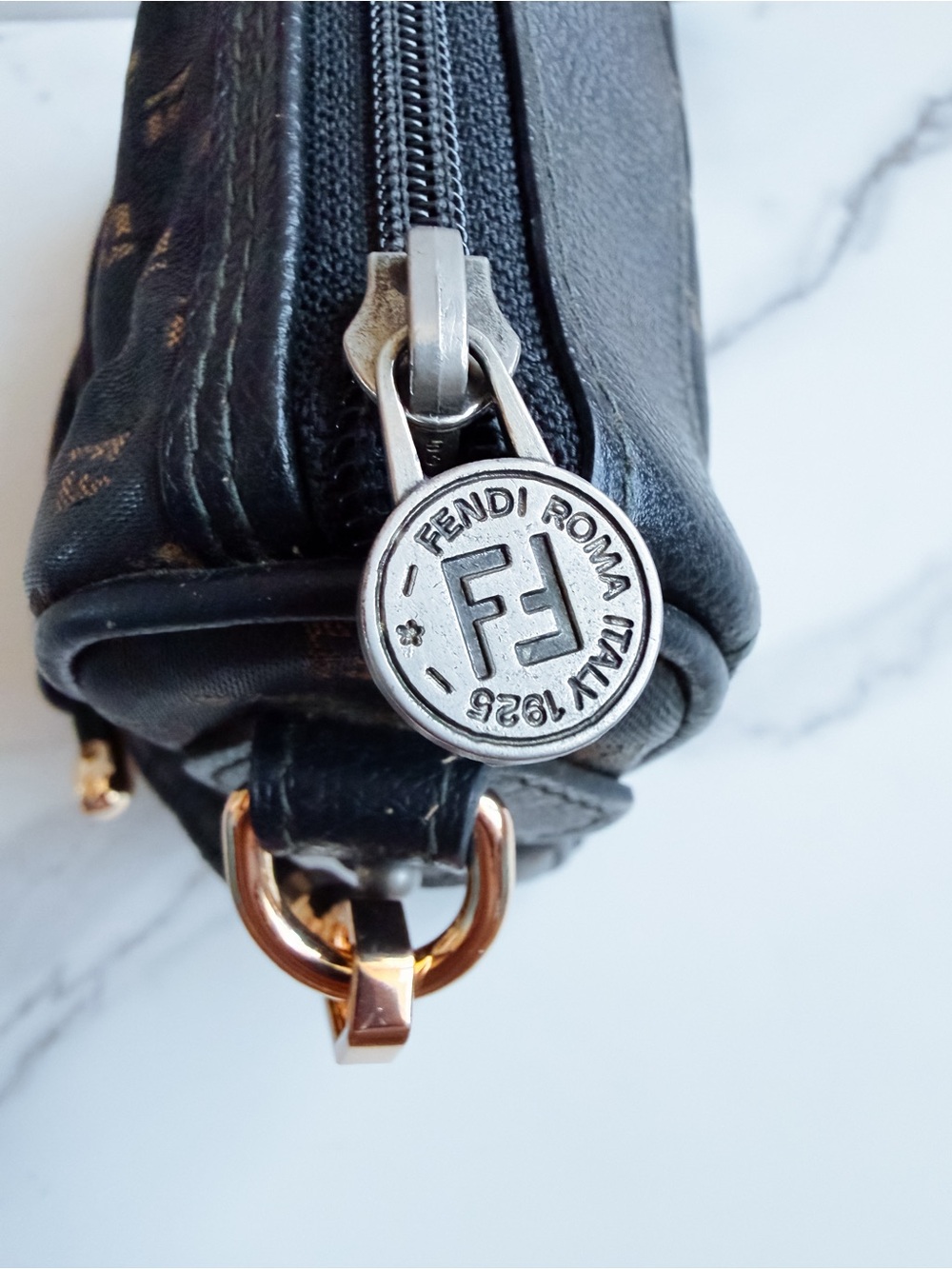 Vintage Fendi Black FF Zucchino on strap - Picture 4 of 14